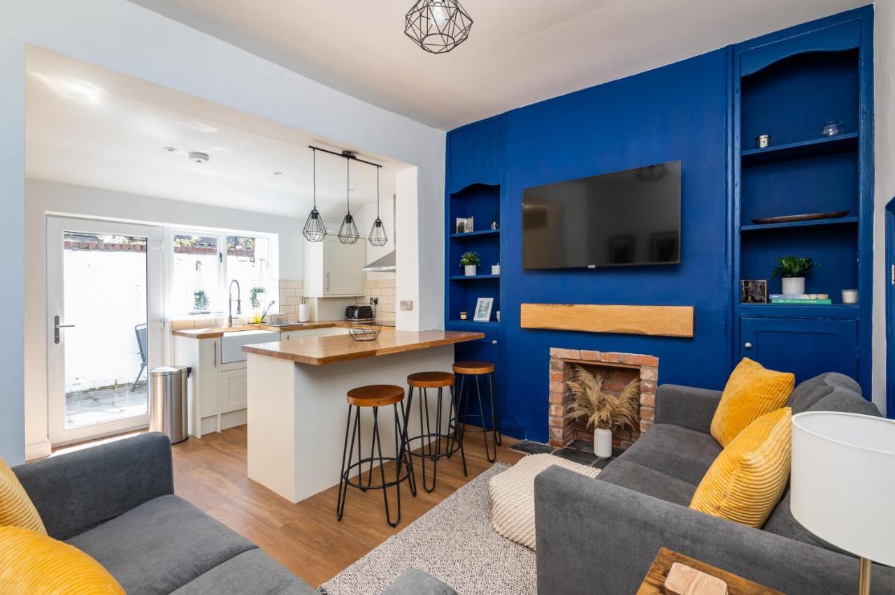 Stylish, Centrally Located Terrace - Pass The Key York Exterior photo